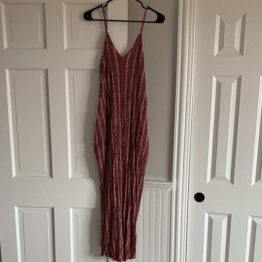 Hem & Thread Red and Cream Patterned Dress With Pockets Women’s Size Medium